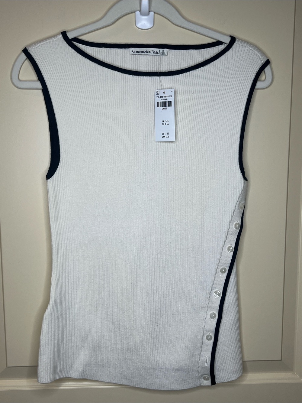 Abercrombie & Fitch White Sleeveless Ribbed Top with Navy Trim and Side Buttons